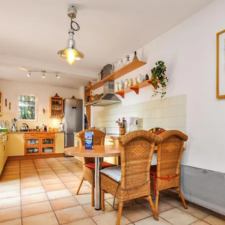 Awesome In Saint-raphael With Wifi Holiday home Saint-Raphael (Var)