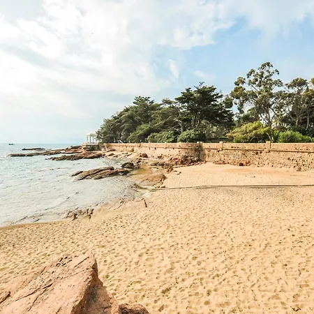 Awesome In Saint-raphael With Wifi Saint-Raphael (Var)