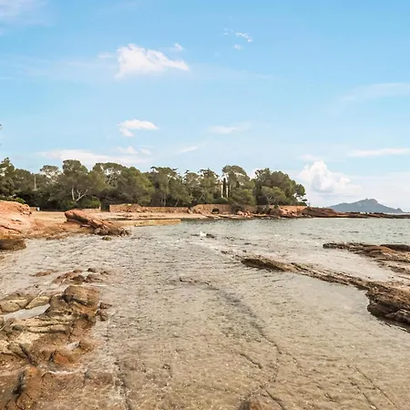 بيت للعطل Awesome In Saint-raphael With Wifi Saint-Raphaël