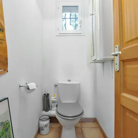 Vakantiehuis Awesome In Saint-raphael With Wifi *