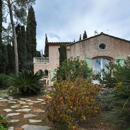 Vakantiehuis Awesome In Saint-raphael With Wifi Saint-Raphaël